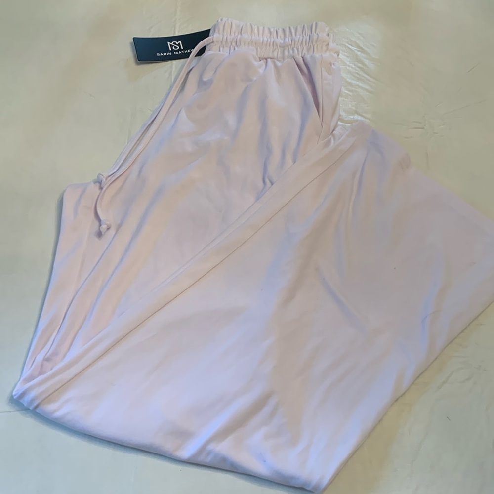 Darin Mathew’s White Draw String Pant. Size M. NWT